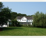 SAGAPONACK MODERN SUMMER RENTAL AND TAKE ON THE BARN