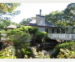 SOUTHAMPTON 5 BEDROOM WITH POOL IN TRANQUIL SETTING